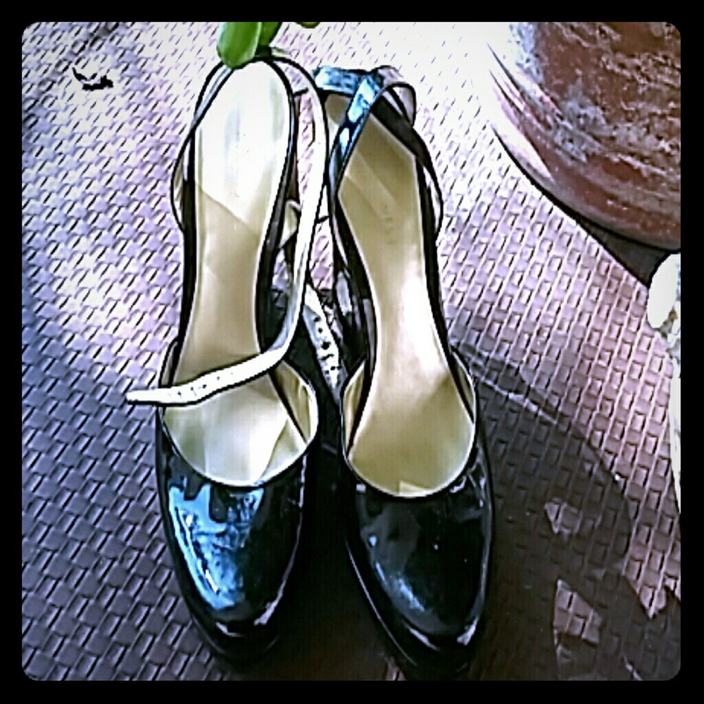 Black paten leather Nine West